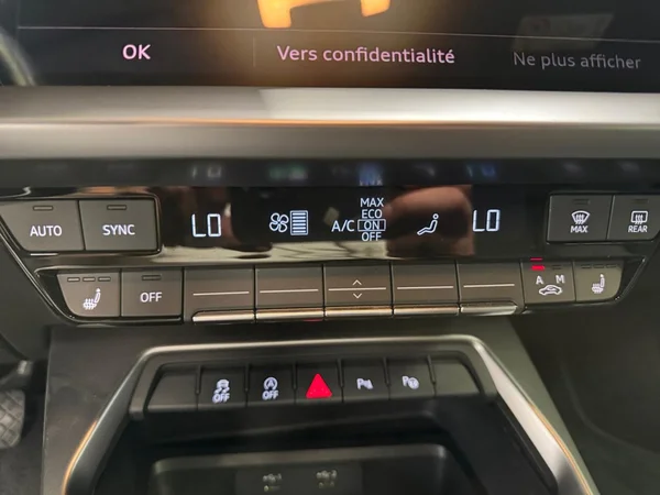 AUDI A3 Sportback Dsl (2022) — foto 13 van 24