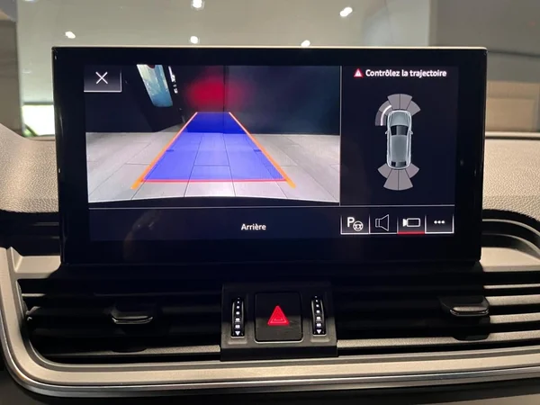 AUDI Q5 Sportback Dsl (2024) — foto 8 van 19