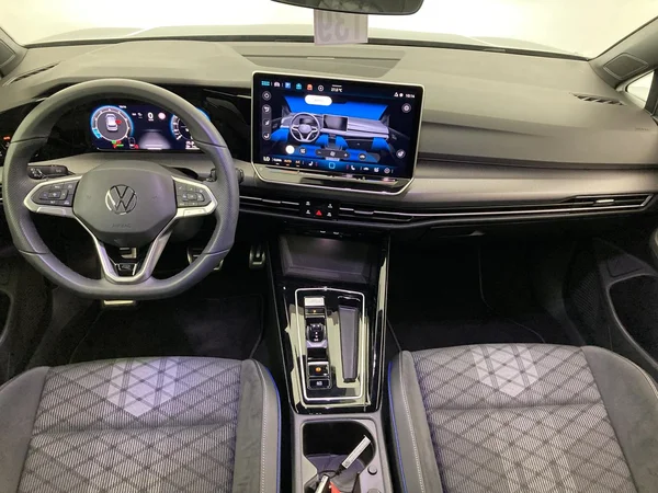 VOLKSWAGEN Golf VIII (2025) — foto 36 van 36