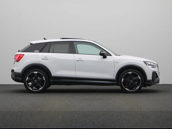 AUDI Q2 (2024) — foto 3 van 23