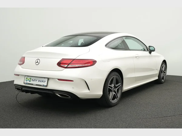 MERCEDES-BENZ Coupe C (2019) — foto 12 van 26