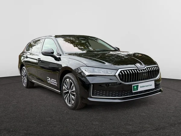 SKODA Superb Combi (2025) — foto 11 van 14