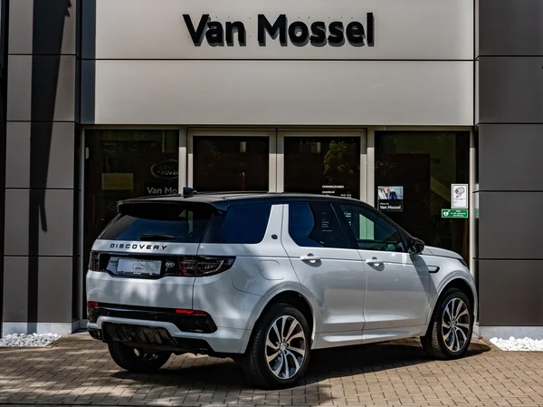 Land Rover Discovery Sport (2023) — foto 27 van 30