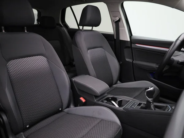 Volkswagen Golf (2022) — foto 32 van 45