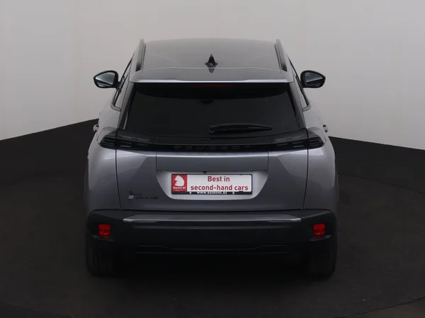 PEUGEOT e-2008 (2025) — foto 26 van 29