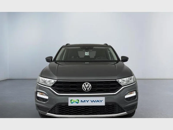 Volkswagen T-Roc (2021) — foto 12 van 28