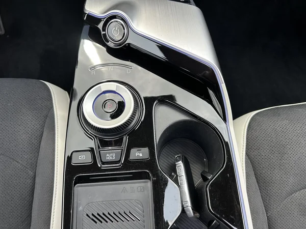 Kia EV6 (2024) — foto 6 van 27