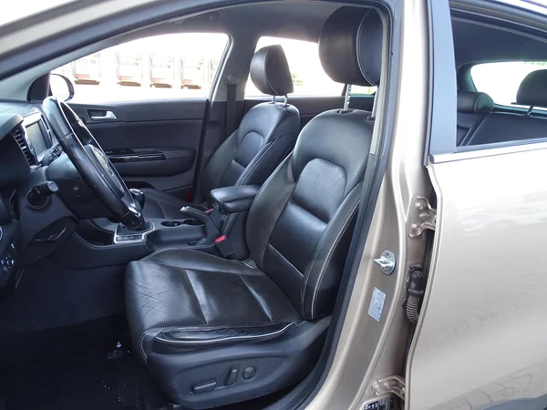 Kia Sportage (2016) — foto 3 van 26