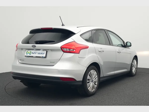 FORD Focus (2018) — foto 12 van 20
