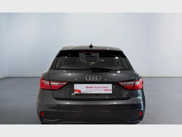 Audi A1 Sportback (2022) — foto 22 van 24
