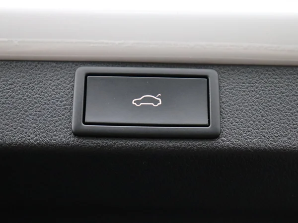 SKODA Octavia Combi (2024) — foto 7 van 19