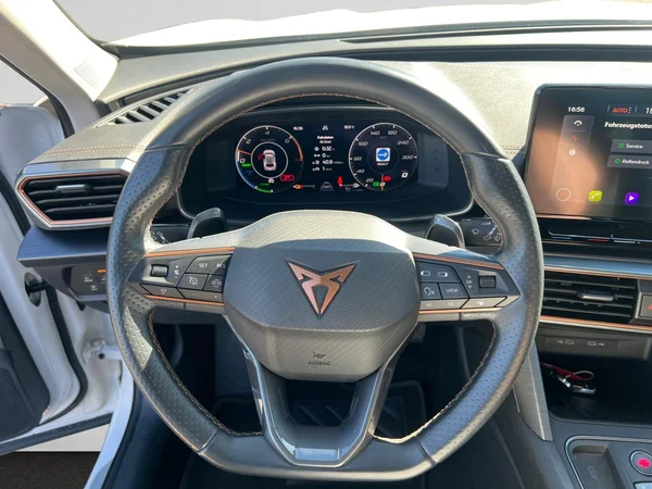 CUPRA Formentor e-Hybrid (PHEV) (2022) — foto 4 van 25