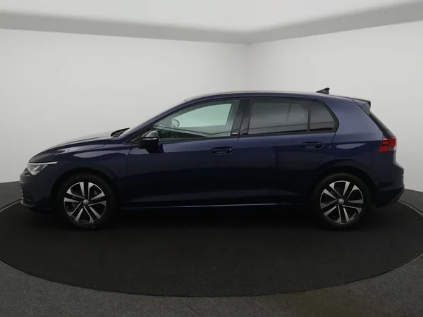 Volkswagen Golf (2021) — foto 26 van 28