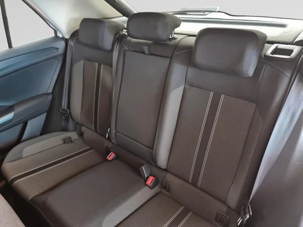 VOLKSWAGEN T-Roc (2021) — foto 10 van 22