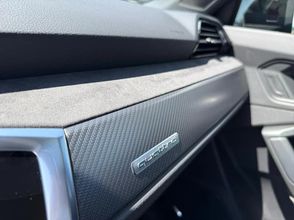 AUDI RS Q3 Sportback (2021) — foto 7 van 19