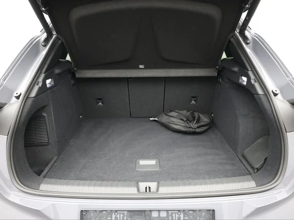 CUPRA Terramar e-Hybrid (PHEV) (2025) — foto 2 van 24