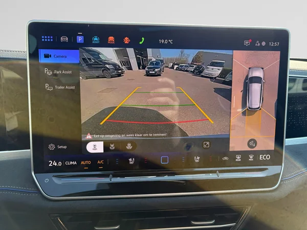 VOLKSWAGEN Passat Variant eHybrid (PHEV) (2025) — foto 4 van 16