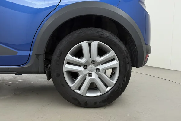 Dacia Sandero Stepway (2024) — foto 14 van 17