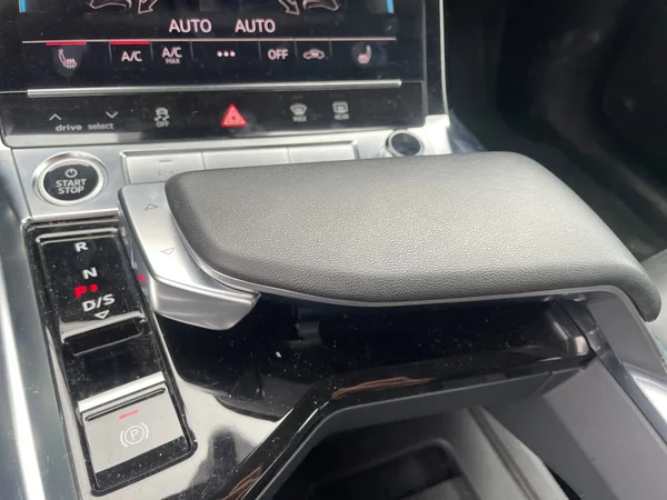 AUDI e-tron (2023) — foto 19 van 20