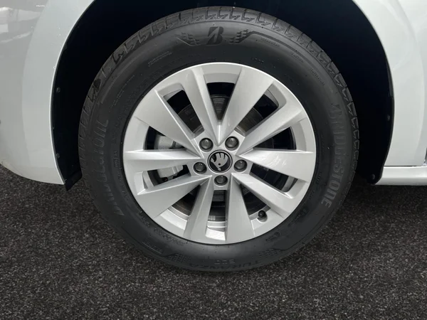 SKODA Kamiq (2026) — foto 4 van 12