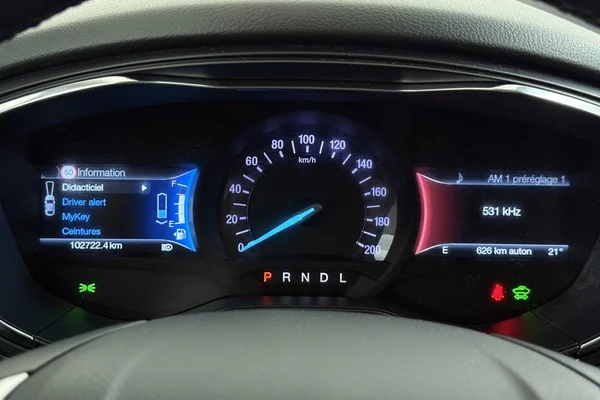 Ford Mondeo Clipper Hybrid (2020) — foto 5 van 36