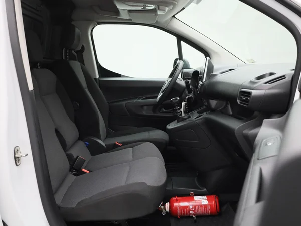 Opel Combo (2023) — foto 6 van 38