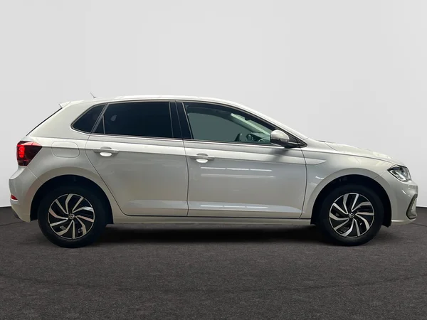 VOLKSWAGEN Polo (2023) — foto 22 van 23