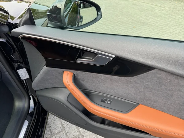 AUDI A5 Sportback (2025) — foto 11 van 24