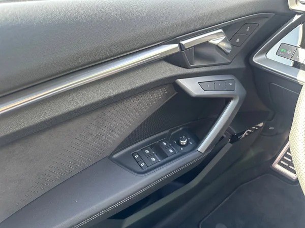 AUDI A3 Sportback PHEV (2025) — foto 8 van 24