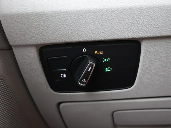Volkswagen Passat (2023) — foto 10 van 29