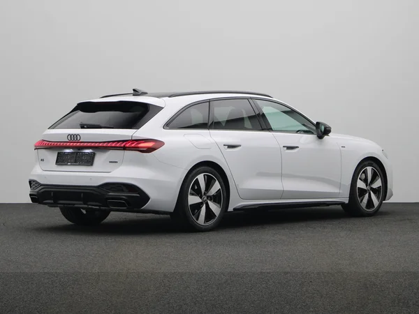 AUDI A5 Avant e-hybrid (PHEV) (2025) — foto 12 van 29