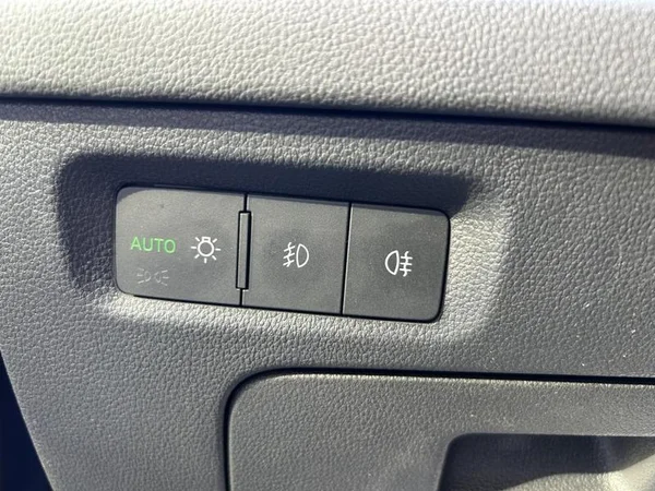 SKODA Octavia Combi Dsl (2021) — foto 30 van 41