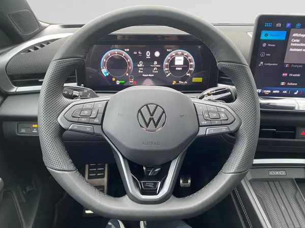 VOLKSWAGEN T-Roc (2025) — foto 9 van 14