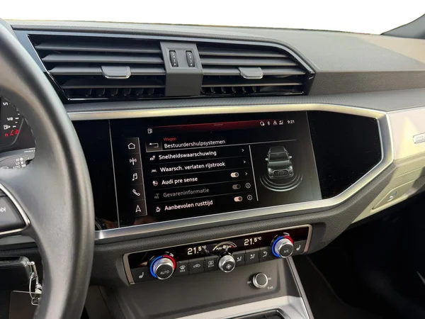 AUDI Q3 (2022) — foto 9 van 21