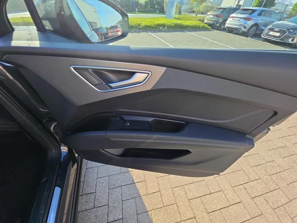 AUDI Q4 e-tron (2026) — foto 9 van 24