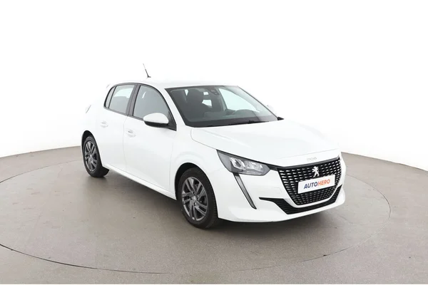 Peugeot 208 (2021) — foto 14 van 16