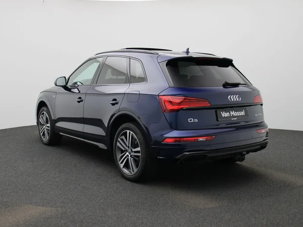 Audi Q5 (2023) — foto 12 van 53