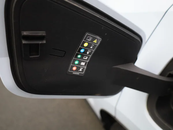 Volvo EX30 (2024) — foto 10 van 48