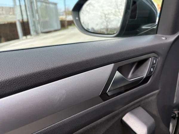VOLKSWAGEN T-Roc (2025) — foto 14 van 24