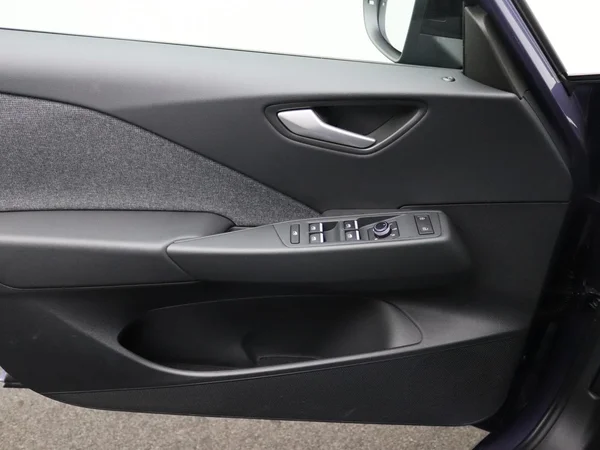 VOLKSWAGEN ID.3 Neo (2026) — foto 6 van 20