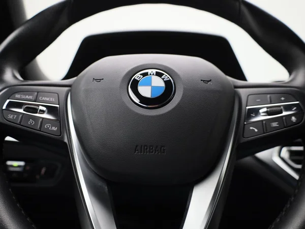 BMW 3 Reeks (2021) — foto 19 van 46