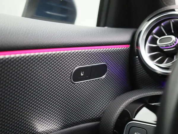 Mercedes-Benz A-Klasse (2020) — foto 19 van 38