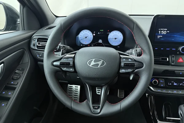 Hyundai i30 Wagon (2026) — foto 2 van 17