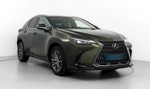 Lexus NX 450h+ (2023) — foto 58 van 60