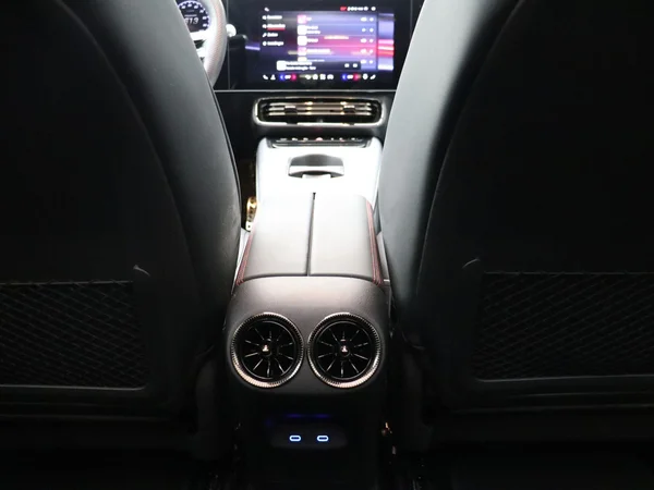 Mercedes-Benz CLA (2026) — foto 17 van 32