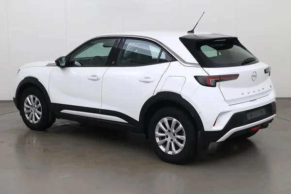 Opel E-Mokka (2022) — foto 12 van 18
