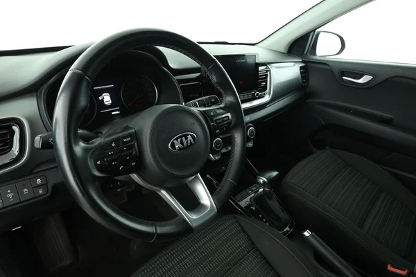 Kia Stonic (2021) — foto 2 van 16