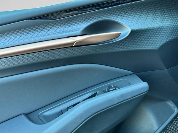 CUPRA Raval (2026) — foto 5 van 19