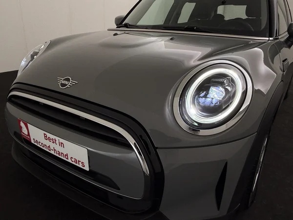 MINI Cooper (2021) — foto 22 van 29