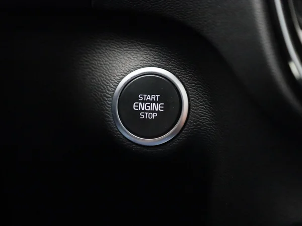 Volvo XC40 (2021) — foto 13 van 42